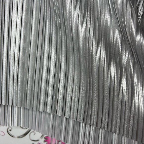 H&M pleated tank top ribbon tie straps silver shiny metallic disco πͺ© style - Picture 5 of 10